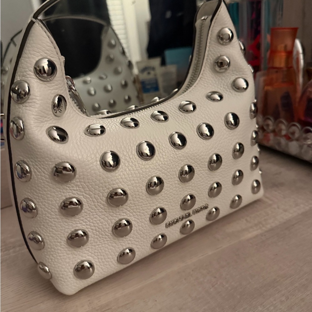 Michael Kors Bundle White Studded Bag and MK Studded gladiator sandals 7.5 - Picture 2 of 10